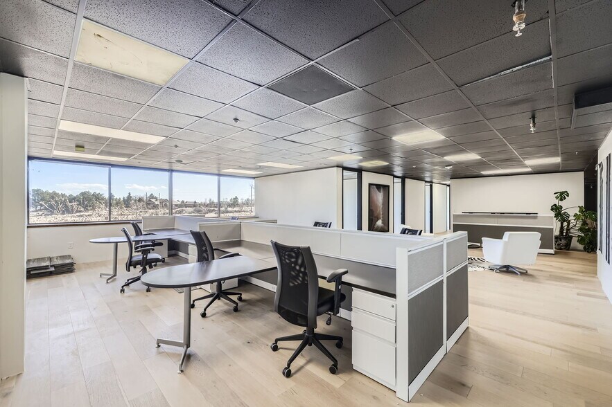 More Photos Of 5932-5934 McIntyre St, Golden Light Manufacturing For Sale