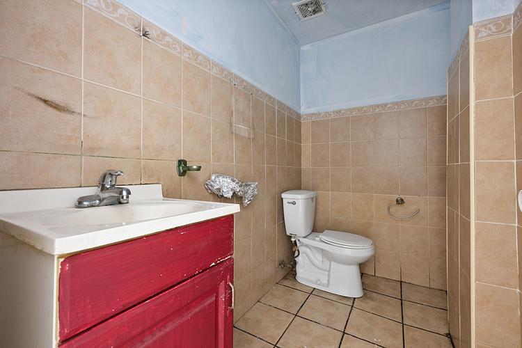 More Photos Of 30 Garth Rd, Scarsdale Office For Lease