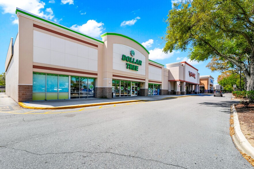 More Photos Of 16800-16950 Us Highway 441, Mount Dora General Retail For Sale
