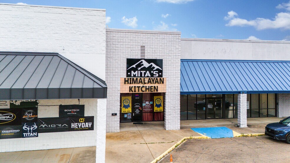 More Photos Of 2310-2318 Highway 45, Columbus Unknown For Lease