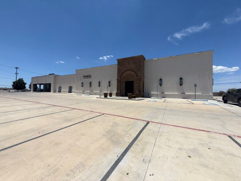 More Photos Of 110 Willow Oak, Laredo Specialty For Sale