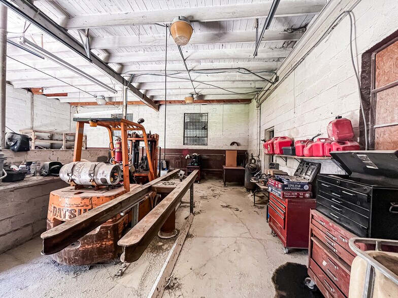 More Photos Of 8128 TX-21, Bryan Land For Sale