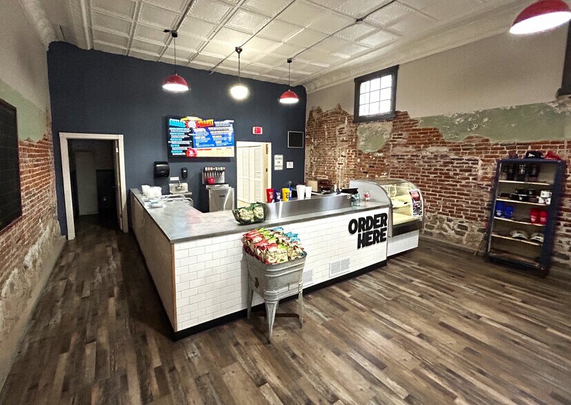 More Photos Of 200 W Main St, Council Grove Storefront Retail Residential For Sale