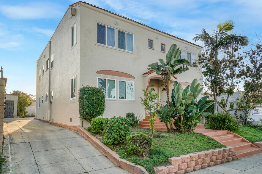More Photos Of 2536 Atlantic Ave, Long Beach Multifamily For Sale