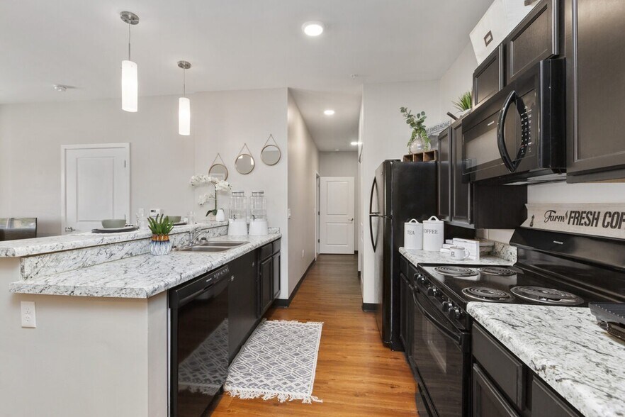 More Photos Of 482 Marion Rd, Oshkosh Apartments For Sale