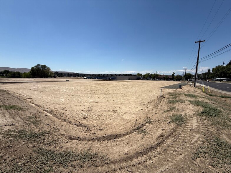 More Photos Of 4800 W Nob Hill Blvd, Yakima Land For Sale