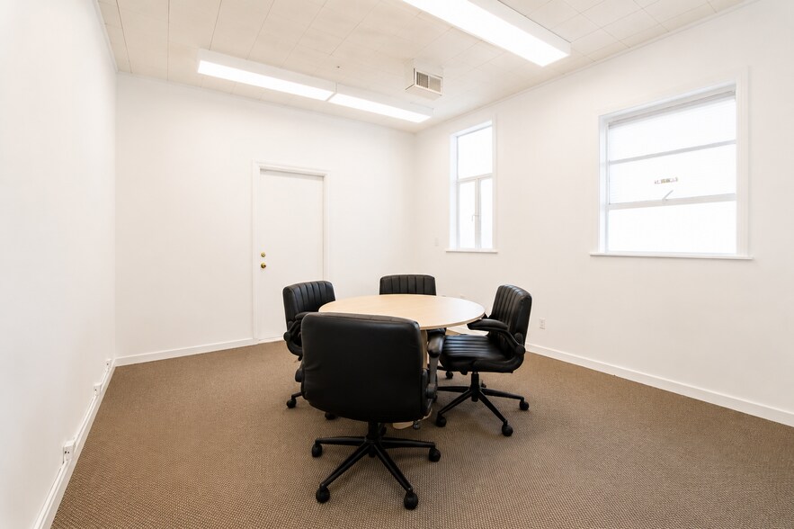 More Photos Of 3505 20th St, San Francisco Office For Lease