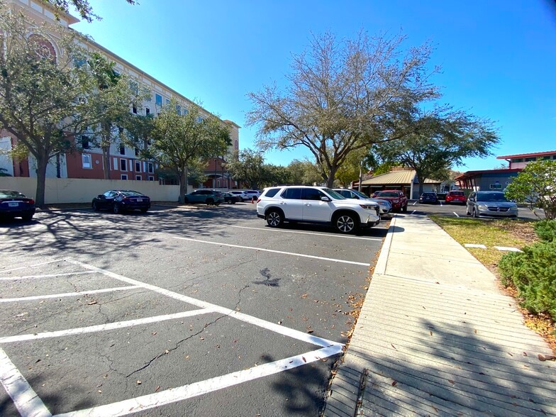 More Photos Of 7364 Stonerock Cir, Orlando Medical For Lease