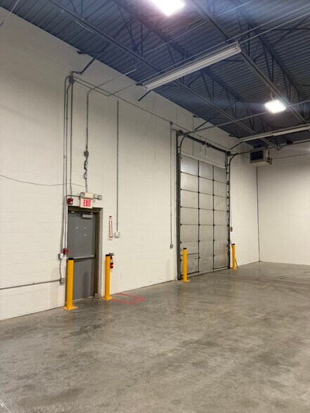 More Photos Of 222 Metro Center Blvd, Warwick Light Manufacturing For Lease