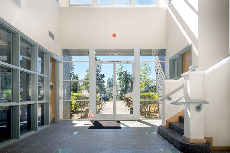 More Photos Of 350 Crown Point Cir, Grass Valley Office For Lease