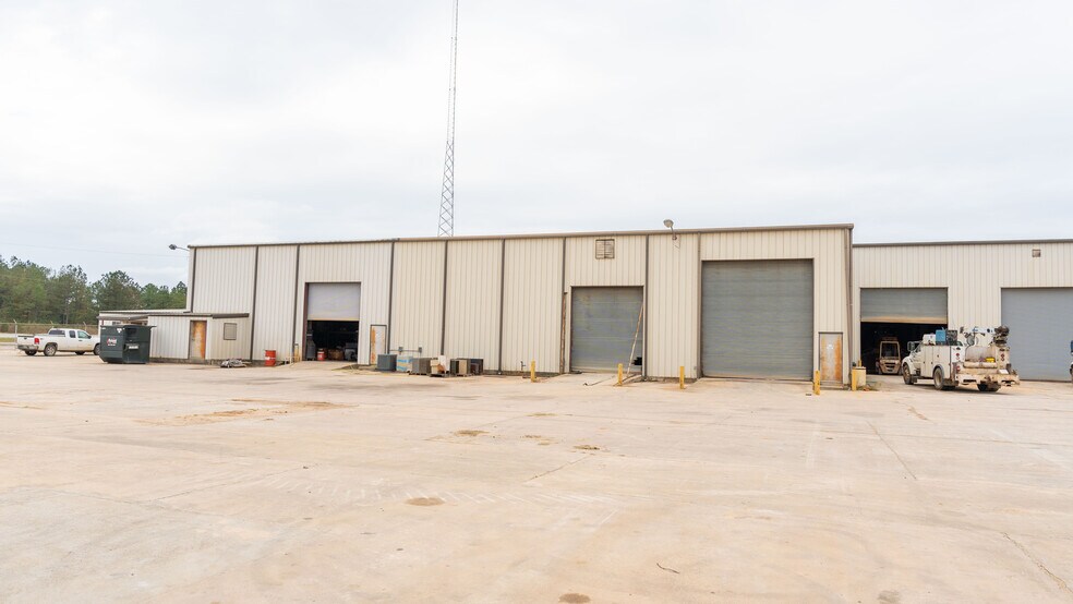 More Photos Of 11708 GA Highway 24 W, Sandersville Warehouse For Sale