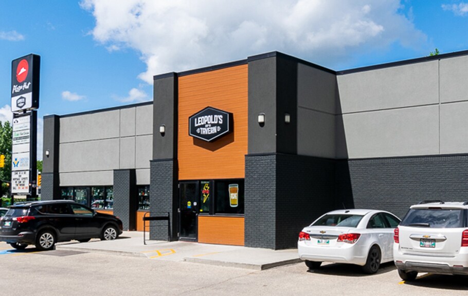 More Photos Of 1341 Henderson Hwy, Winnipeg General Retail For Lease