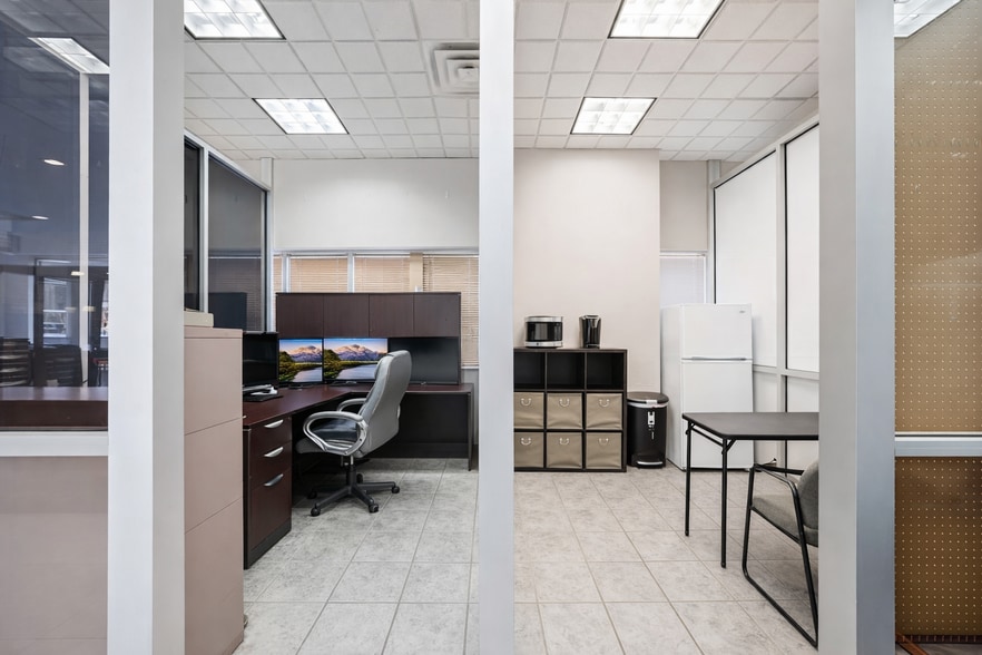 More Photos Of 2214 W Elk Ave, Elizabethton Auto Dealership For Sale