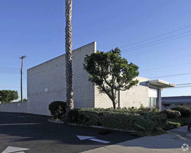 More Photos Of 551 S Raymond Ave, Fullerton Auto Repair For Sale