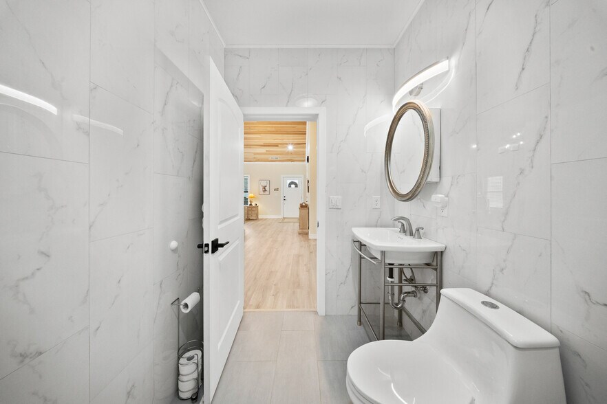 More Photos Of 325 Sinking Rd, Argillite Hospitality For Sale