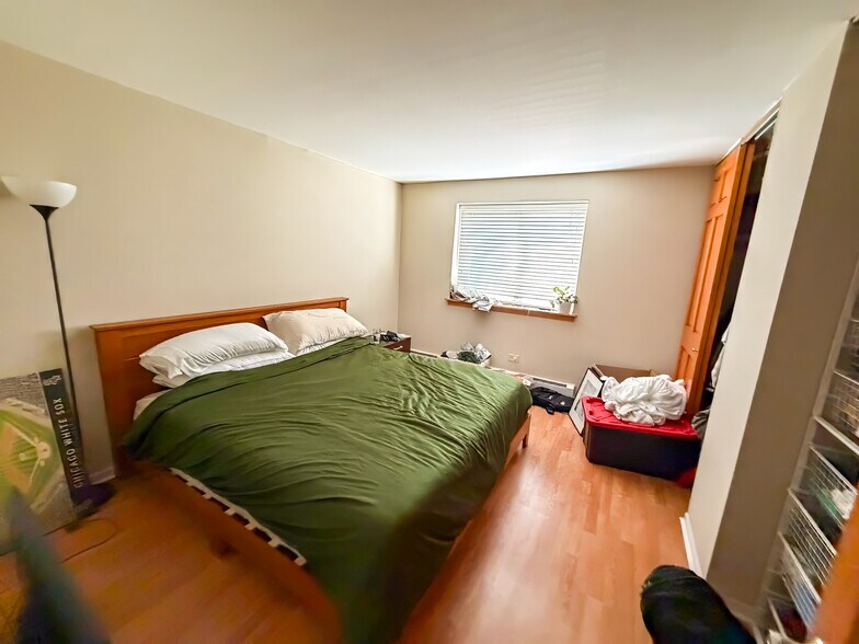 More Photos Of 2629 N Hampden Ct, Chicago Apartments For Sale