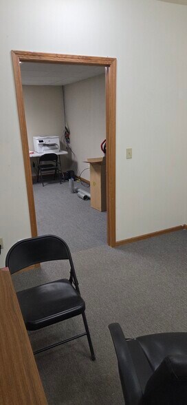 More Photos Of 6520 W Layton Ave, Greenfield Medical For Lease