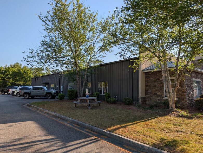 More Photos Of 4081 Inner Perimeter Rd, Valdosta Office Residential For Sale
