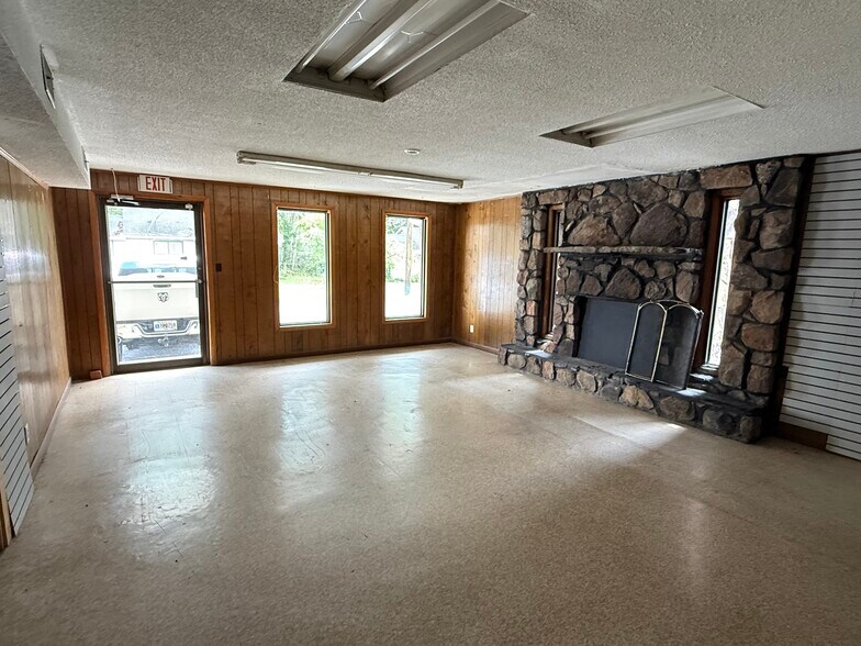 More Photos Of 324 S Duke St, LaFayette Office Residential For Sale