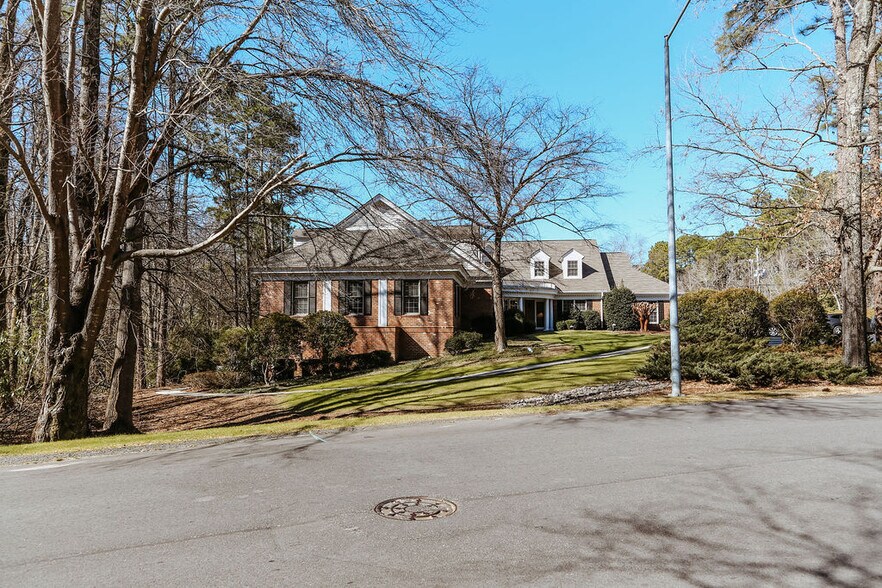 Primary Photo Of 120 Applecross Rd, Pinehurst Office For Lease