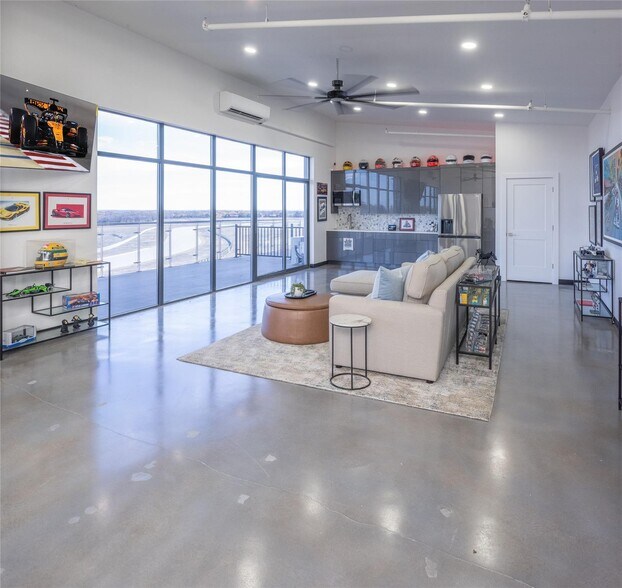 More Photos Of 400 Fast Lane #400-3 ln, Anna Specialty For Sale