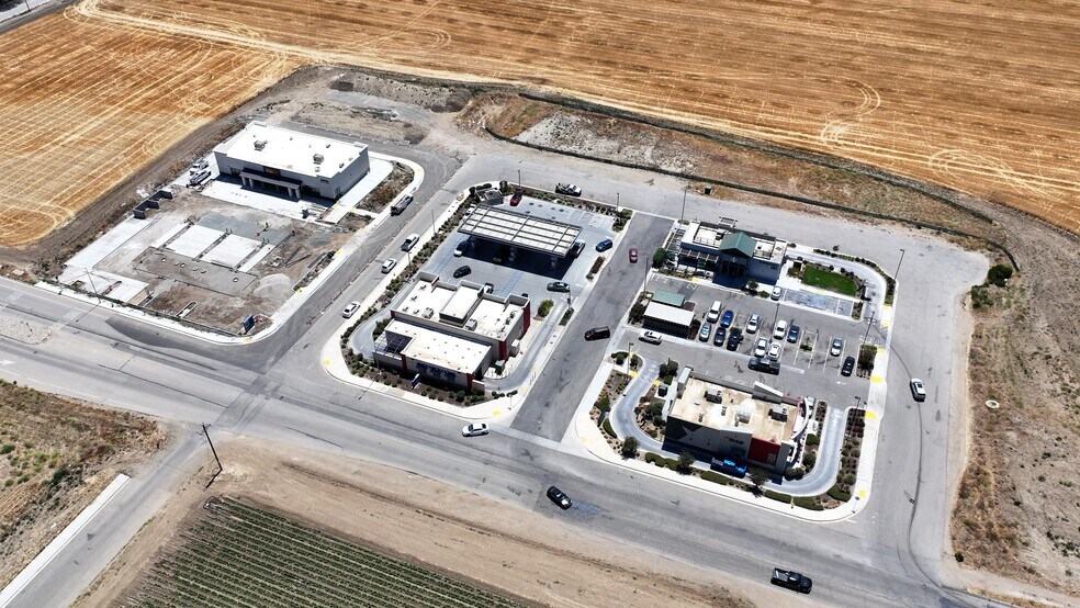 More Photos Of Walnut Ave, And 3rd Street, Greenfield Land For Sale
