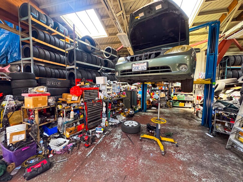 More Photos Of 1672 E 14th St, San Leandro Auto Repair For Sale