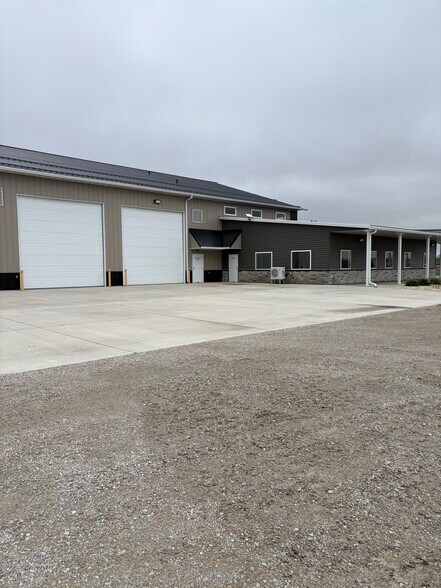 More Photos Of 26336 S Heritage Dr, Elwood Warehouse For Sale
