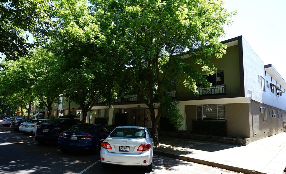 More Photos Of 1510 18th St, Sacramento Apartments For Sale