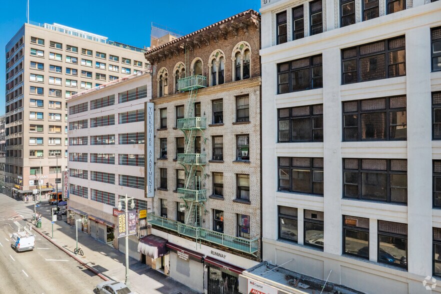 Primary Photo Of 710 S Broadway, Los Angeles Apartments For Lease