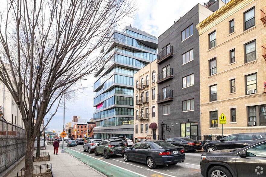 More Photos Of 651 4th Ave, Brooklyn Apartments For Lease