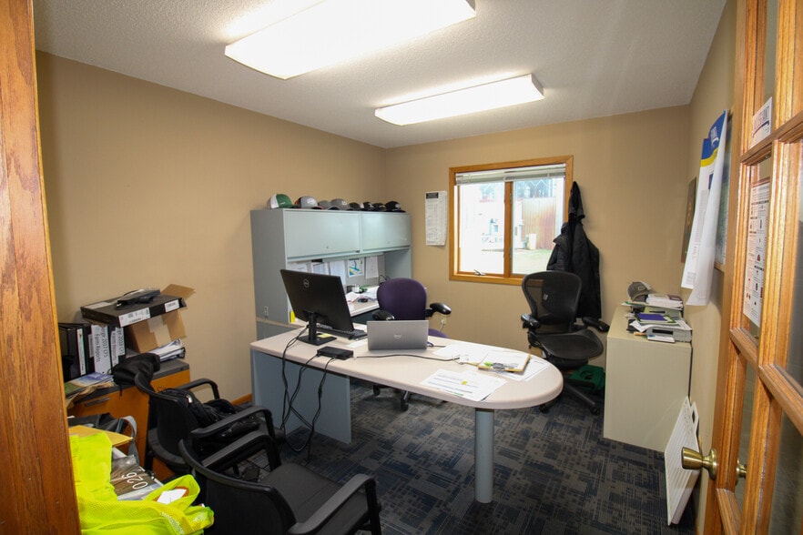 More Photos Of 135 E Front St, Claremont Specialty For Sale