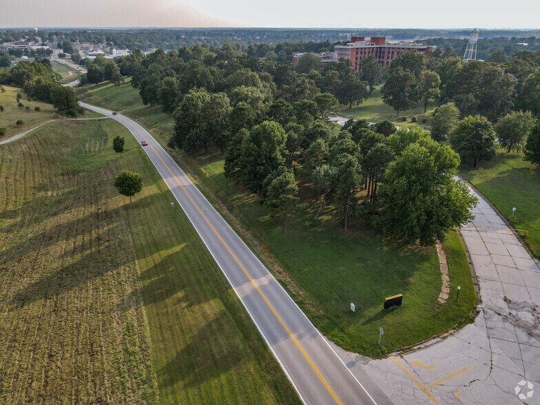 More Photos Of 600 N Main St, Mount Vernon Congregate Senior Housing For Sale