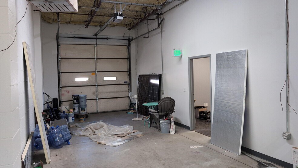 More Photos Of 5757 Arapahoe Ave, Boulder Warehouse For Lease