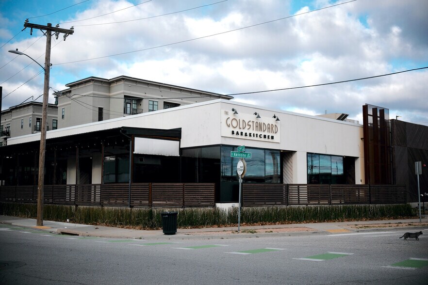 More Photos Of 222 S Kenosha Ave, Tulsa Storefront Retail Office For Lease