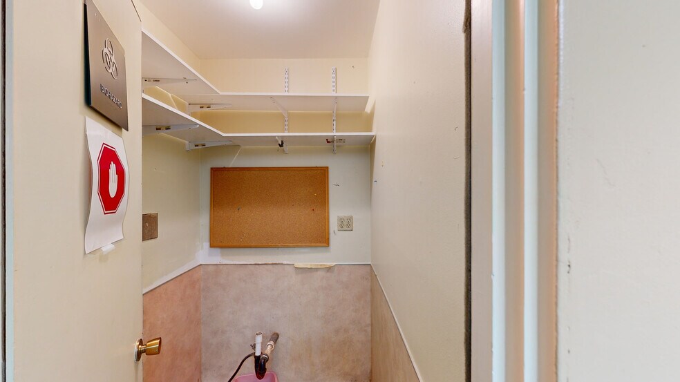 More Photos Of 13350 Big Basin Way, Boulder Creek Medical For Lease