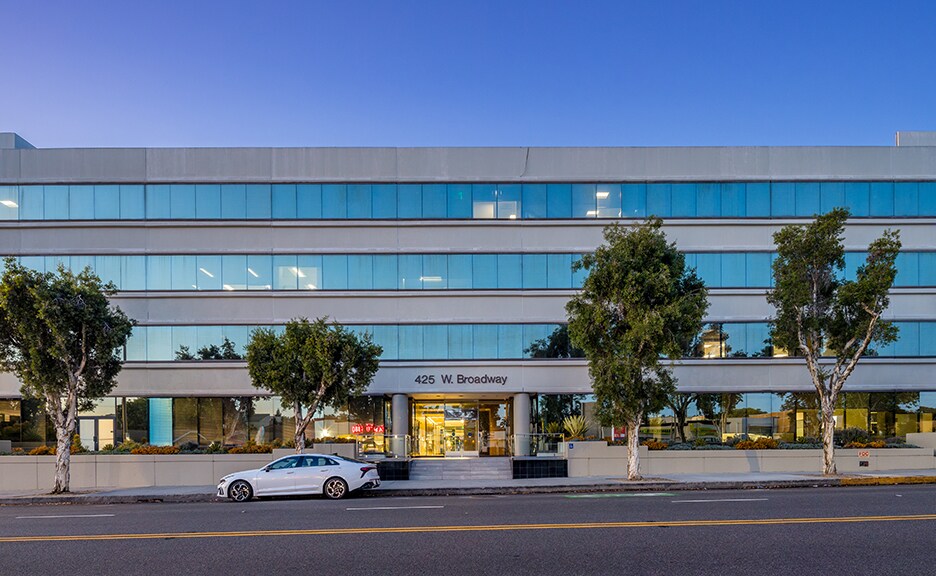 More Photos Of 425 W Broadway, Glendale Office For Sale
