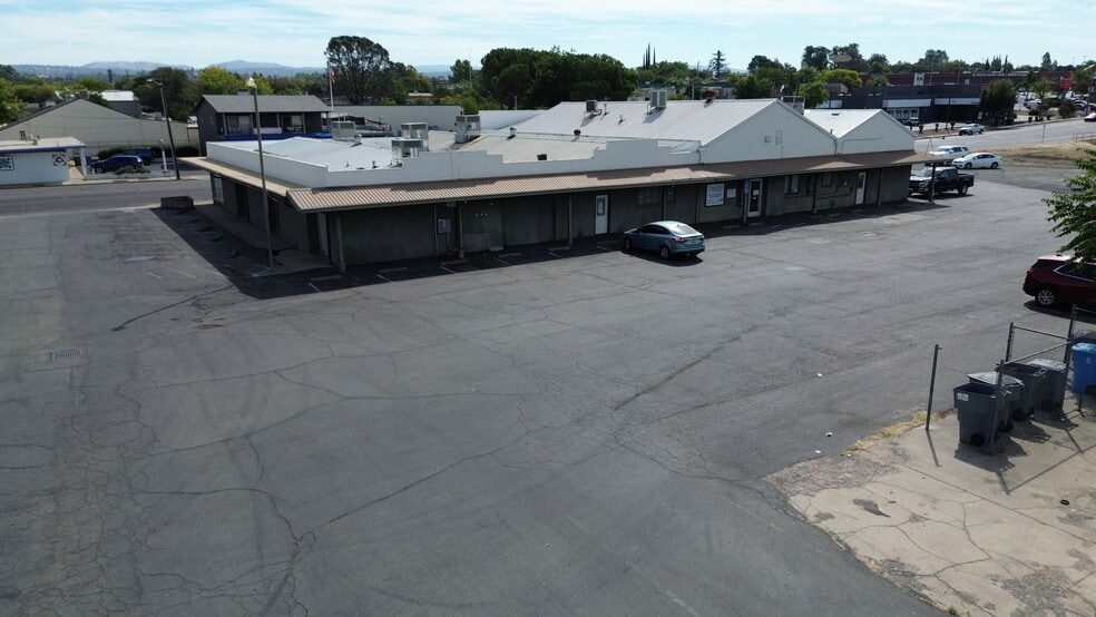 More Photos Of 2358-2368 Lincoln St, Oroville Office For Lease