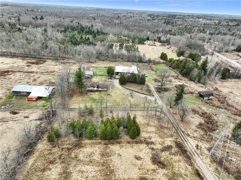 More Photos Of 2027 HIGHWAY 6 Hwy, Puslinch Specialty For Sale