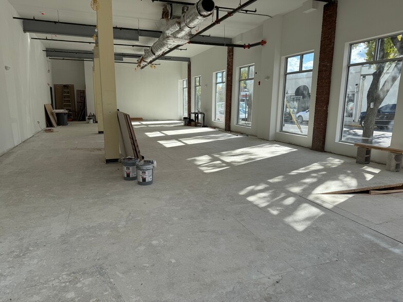 More Photos Of 209-211 Westwood Ave, Westwood Restaurant For Lease