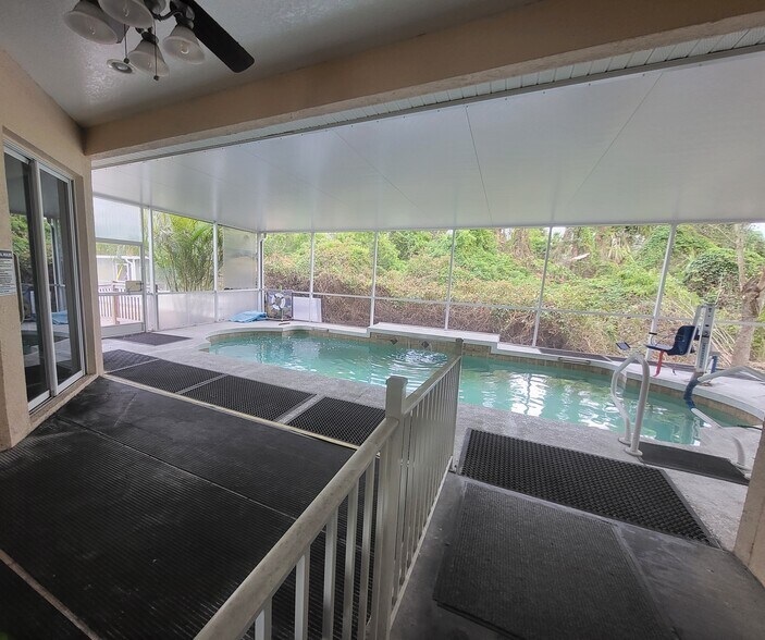 More Photos Of 17162 Toledo Blade Blvd, Port Charlotte Medical For Sale