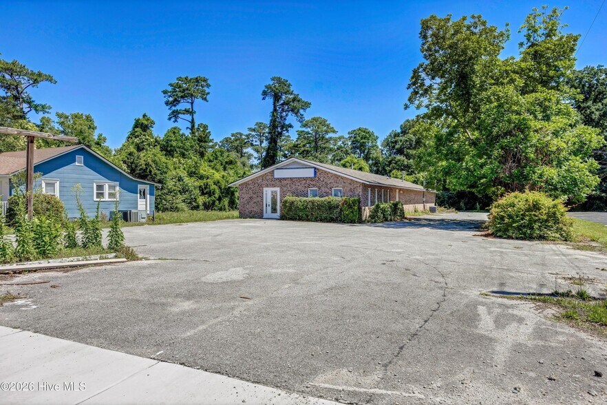More Photos Of 3417 Wrightsville Ave, Wilmington Office Residential For Sale