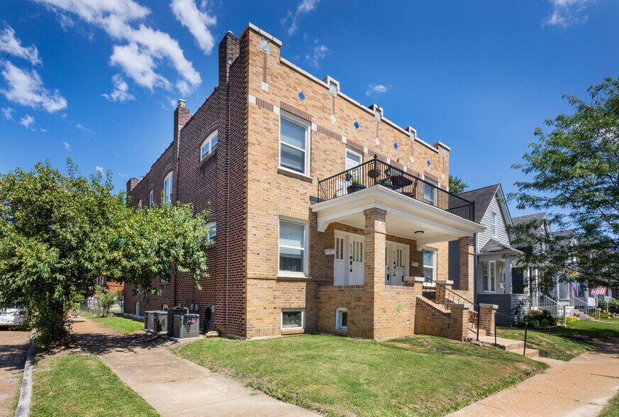 Primary Photo Of 4763-4765 Goethe Ave, Saint Louis Apartments For Sale