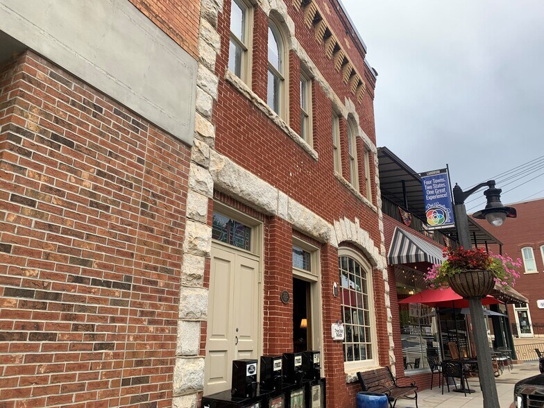 More Photos Of 16 N Trade St, Tryon Office For Sale
