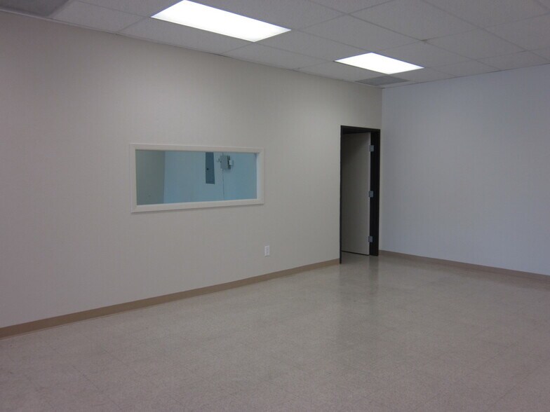 More Photos Of 625 Sebastopol Rd, Santa Rosa General Retail For Lease