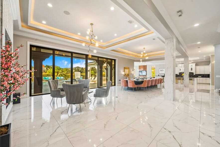 More Photos Of 521 Muirfield Loop, Reunion Specialty For Sale