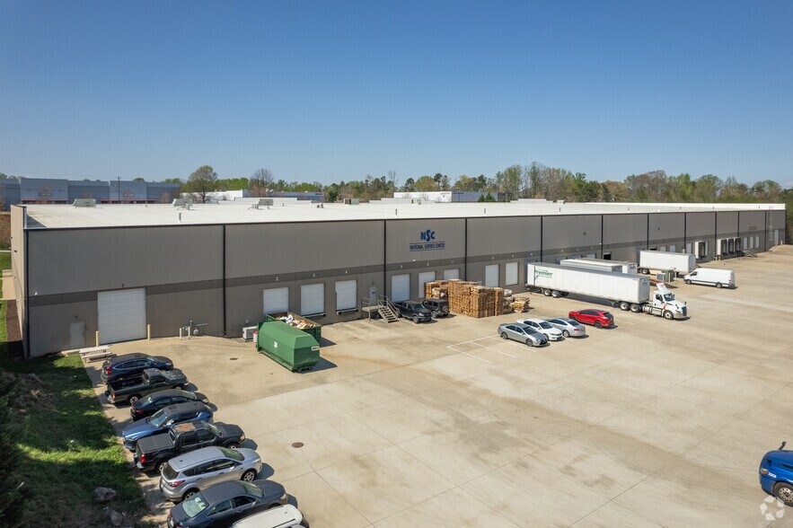 More Photos Of 200 Ben Hamby Dr, Greenville Warehouse For Lease