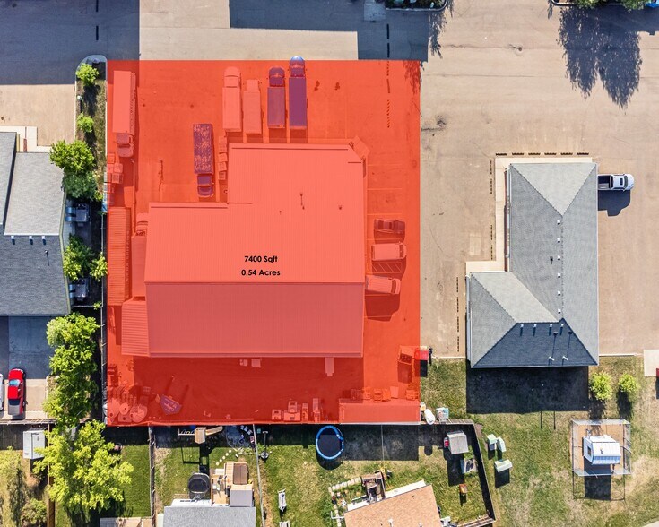 More Photos Of 2711 50 Av, Lloydminster Industrial For Sale