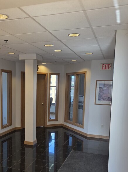 More Photos Of 210 E Fayette St, Syracuse Office For Sale