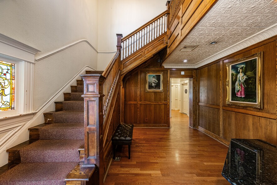 More Photos Of 307 E Chapman Ave, Orange Office For Sale